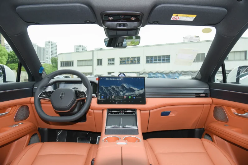 AITO M5 2025 EREV Ultra AWD