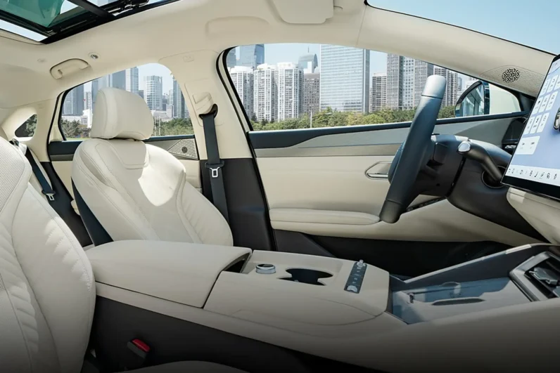 BYD QINL 2025 EV 545 Superior Smart Driving Pro