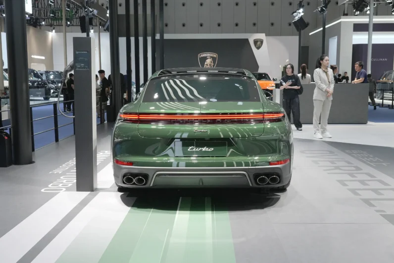 2024 Porsche Panamera E-Hybrid 4.0T