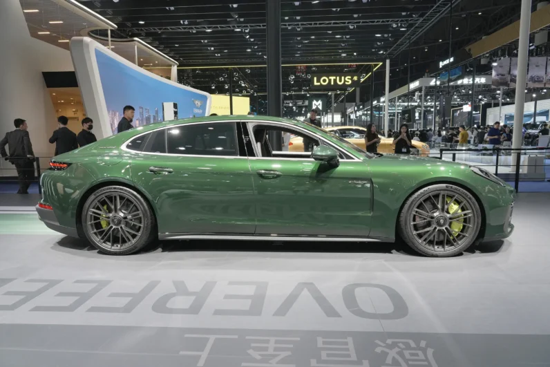 2024 Porsche Panamera E-Hybrid 4.0T