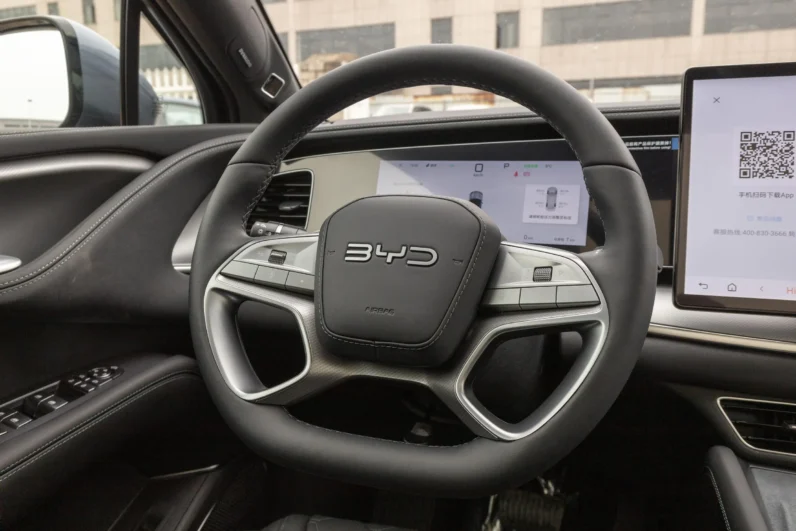 إصدار القيادة الذكية من طراز SeaLion07EV 2025 610