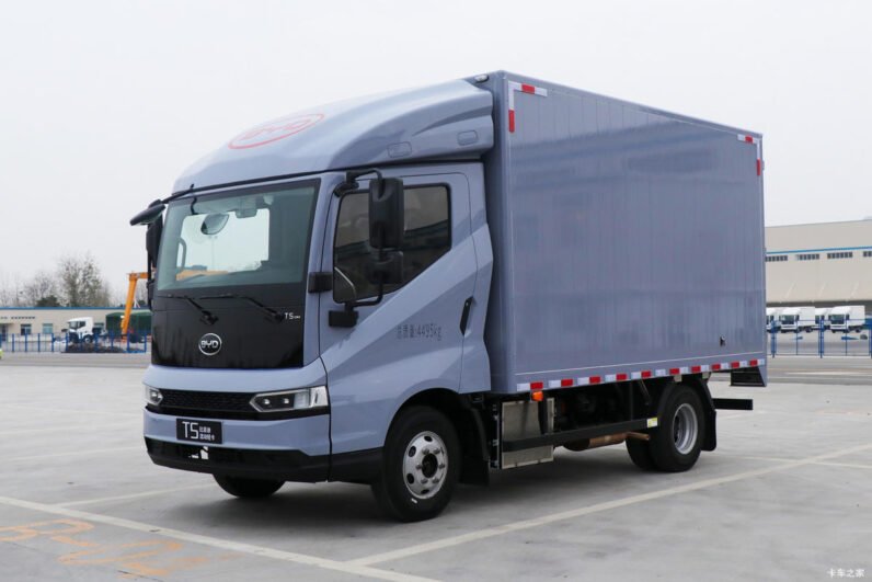 BYD T5 EV 132KWH Wealth Edition