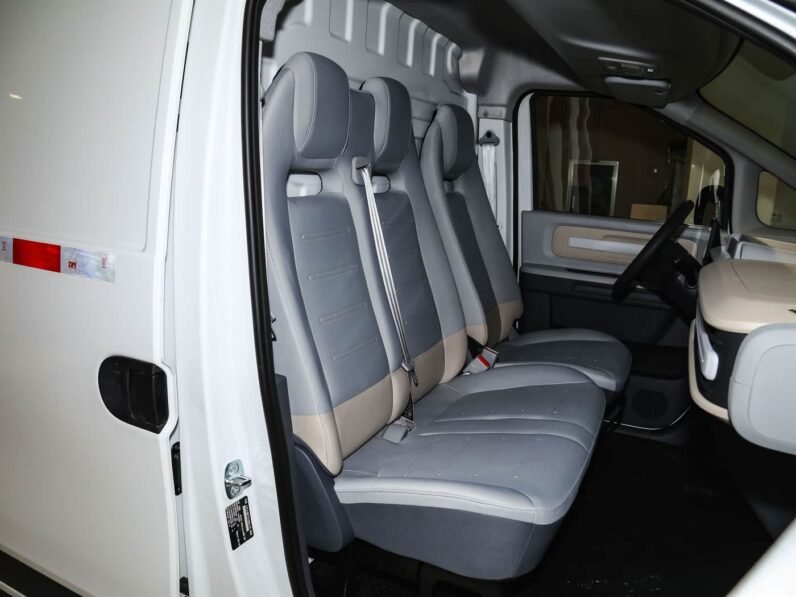 DANA V1 2025 Long-Wheelbase High-Roof Cargo
