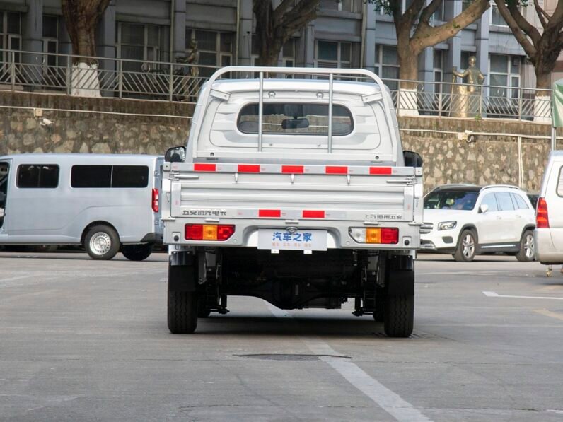Wuling Yangguang Electric Truck 2025 260km