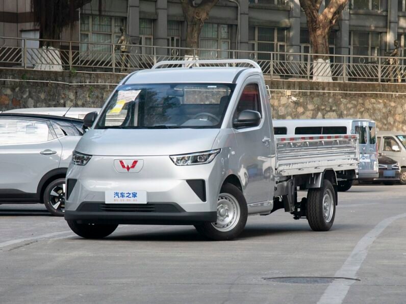 Wuling Yangguang Electric Truck 2025 260km