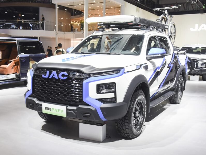 Hantu New Energy 2025 Four-wheel Drive Flagship Model
