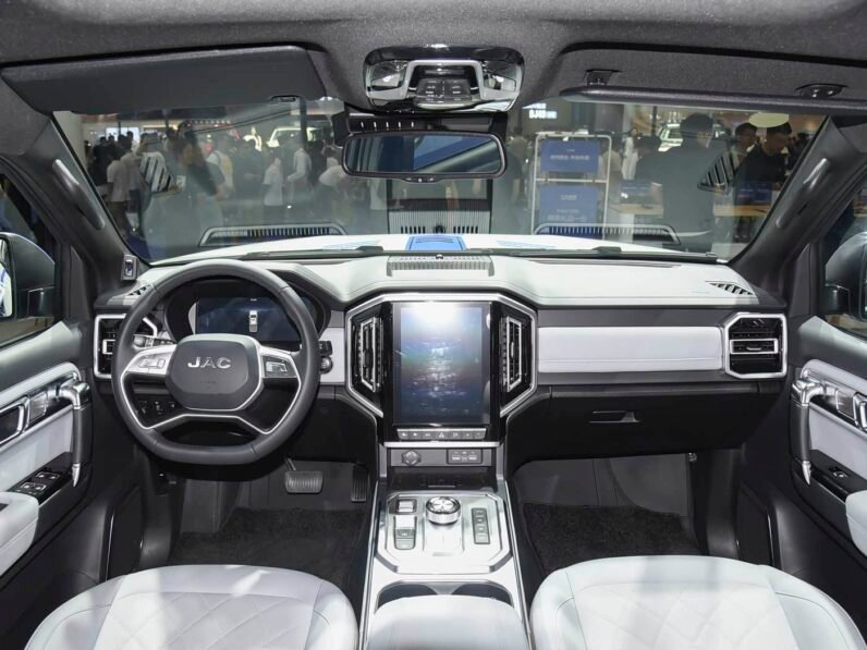 Hantu New Energy 2025 Four-wheel Drive Flagship Model