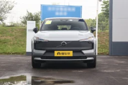 Volvo EX30 2025 заднеприводный двигатель