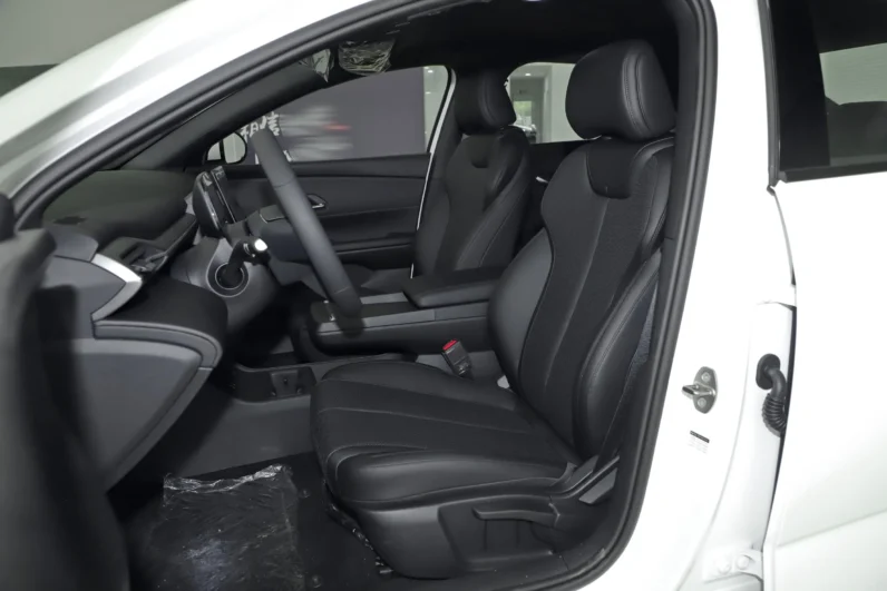 BYD e7 2025 Smart Edition