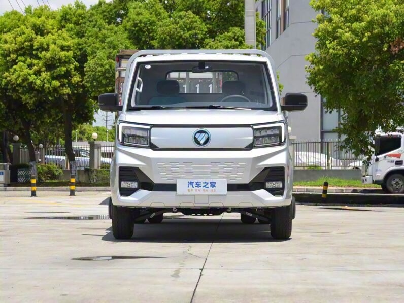 Foton Xiangling V5 EV 2025 Flatbed Model