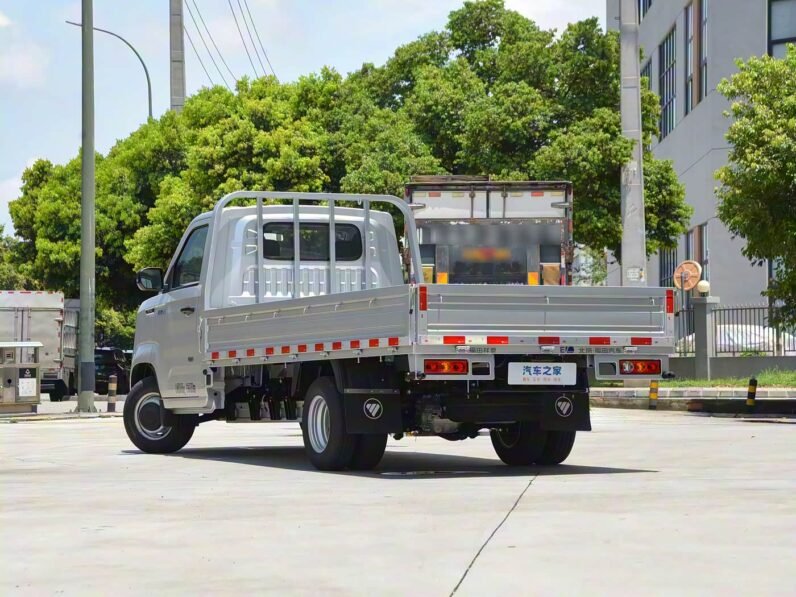 Foton Xiangling V5 EV 2025 Flatbed Model