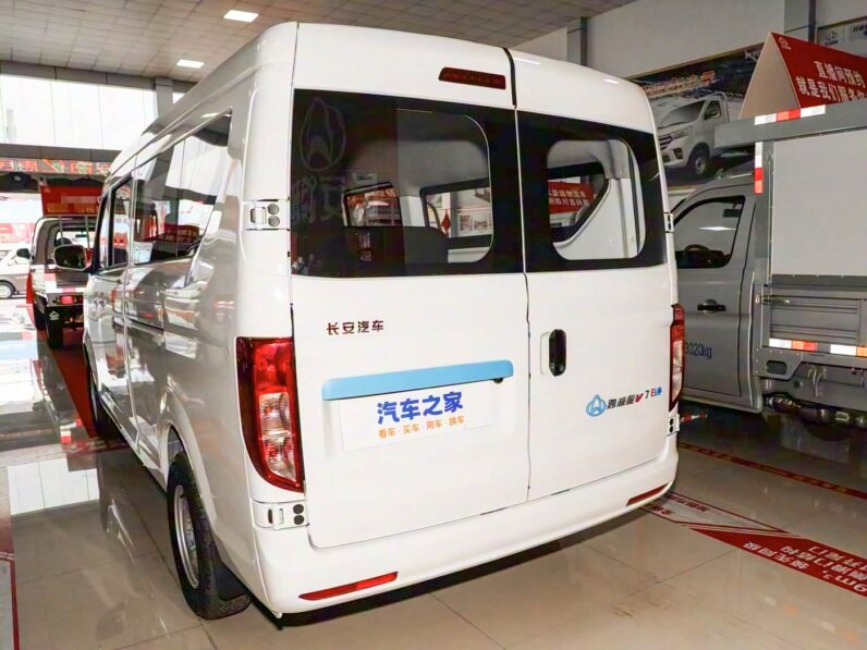 Kuayue Xing V7 EV 2025 - Luxury 6-Seater