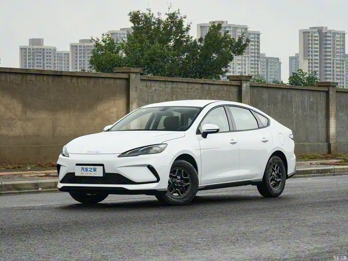 The 2026 BYD Seal 05 DM-i: More EV Power, Same Attractive Value