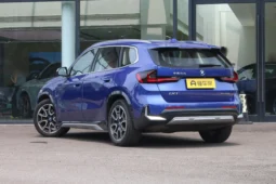 باقة M الرياضية الليلية من BMW iX1 2025 xDrive30L M الرياضية
