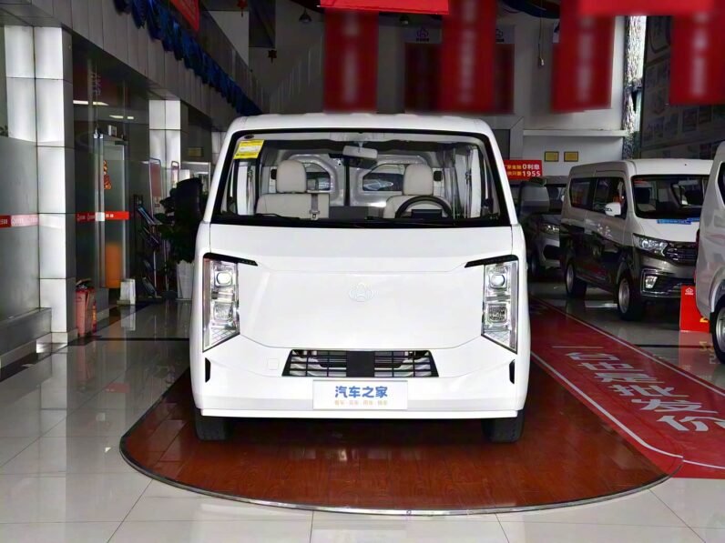Changan Kuayue Xingguang EV 7-Seater Passenger 300km Luxury 2025