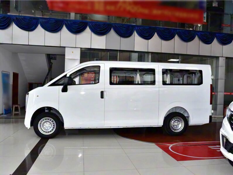 Changan Kuayue Xingguang EV 7-Seater Passenger 300km Luxury 2025
