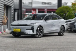 Geely Galaxy L6 2025 EM-i 140km Starship Edition