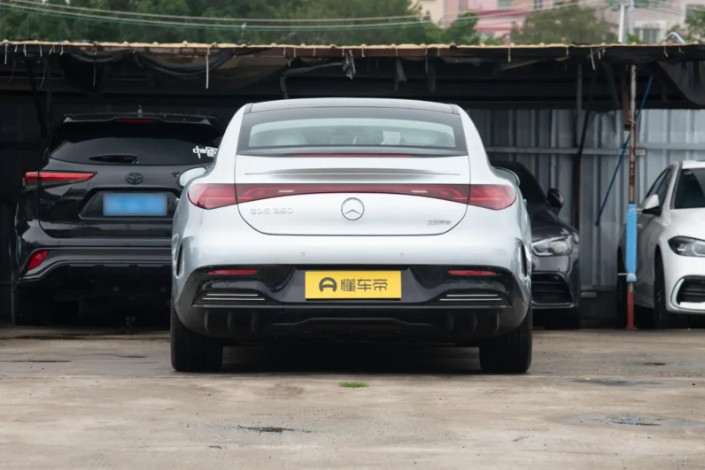 Mercedes-Benz EQE 500 4MATIC Luxury Edition 2025.