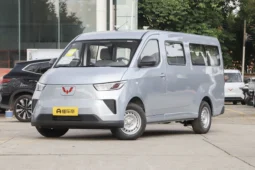 SAIC Wuling Yangguang 400km Passenger Comfort 6-Seater 2025
