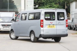 SAIC Wuling Yangguang 400km Passenger Comfort 6-Seater 2025