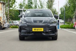 Volkswagen ID. UNYX 06 2025 – Pure Edition