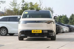 ZEEKR MIX 2025 Long Range Smart Driving Edition