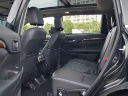 TOYOTA HIGHLANDER 2018 2.0T AWD PREMIUM EDITION