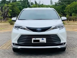 TOYOTA SIENNA 2021 HYBRID 2.5L SUPREME EDITION