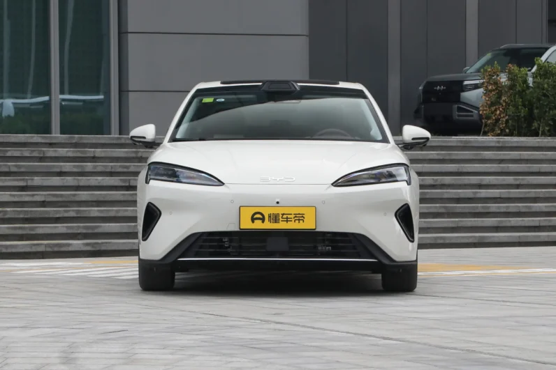 BYD Seal 07 EV 2026 705 Zunrong Edition