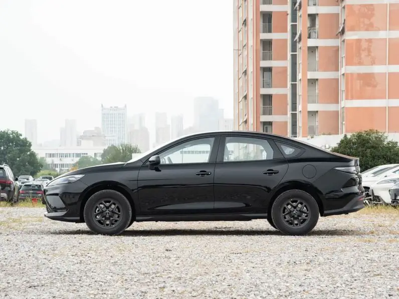 BYD Seal 05 DM-i 2026 210KM Flagship Edition