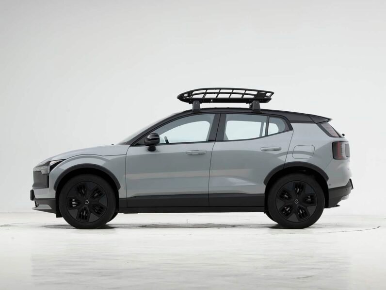 Volvo EX30 2026 CrossCountry Dual Motor AWD High Performance Ultra