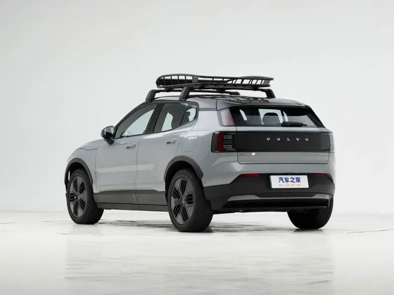 Volvo EX30 2026 CrossCountry Dual Motor AWD High Performance Ultra