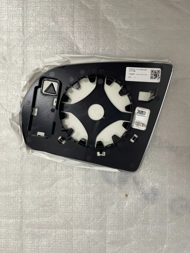 BYD Atto 3 /Yuan PLUS Right Side Mirror Glass